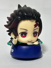 Load image into Gallery viewer, Kimetsu no Yaiba - Kamado Tanjirou - Hikkake Figure
