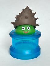 Cargar imagen en el visor de la galería, Dragon Quest Bottlecap Collection -Friends of the slime- - Slime Tsumuri
