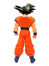 Cargar imagen en el visor de la galería, Dragon Ball Z - Son Goku - Super Size Soft Vinyl Figure
