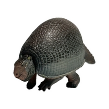 Load image into Gallery viewer, Glyptodon - Trading Figure - Miniature (065)
