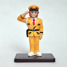 Load image into Gallery viewer, Kochira Katsushika-ku Kameari Kouen-mae Hashutsujo - Figure Collection
