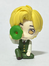 Cargar imagen en el visor de la galería, TinyTan - V - Mini Figure - BTS
