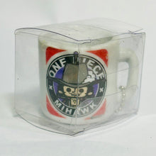 Cargar imagen en el visor de la galería, One Piece x PansonWorks - Dracule Mihawk - Mini Mug Cup Keychain - Demitasse
