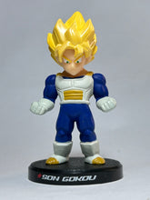 Cargar imagen en el visor de la galería, Dragon Ball Z - Son Goku SSJ - Trading Figure
