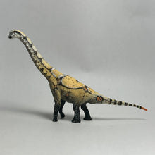 Cargar imagen en el visor de la galería, Brachiosaurus - Trading Figure - Miniature (027)
