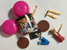 Cargar imagen en el visor de la galería, One Piece - Monkey D. Luffy - Trading Figure - Choco Egg (1)

