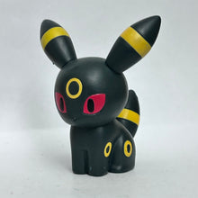 Cargar imagen en el visor de la galería, Pokémon - Bracky / Umbreon - Trading Figure - Poké Doll
