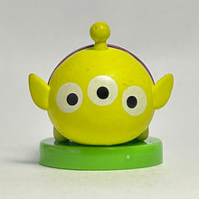 Cargar imagen en el visor de la galería, Disney Tsum Tsum - Alien - Trading Figure - Choco Egg (64)
