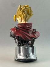 Load image into Gallery viewer, Trigun - Vash the Stampede - Mini Bust
