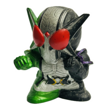 Load image into Gallery viewer, Kamen Rider W - Kamen Rider Double Cyclone Joker Xtreme - Trading Figure
