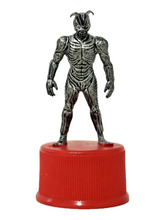 Cargar imagen en el visor de la galería, Kamen Rider Shin - Bottle Cap Figure - No. 13
