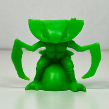 Load image into Gallery viewer, Pocket Monsters - Kabutops - Pokémon Eraser Figure - Green
