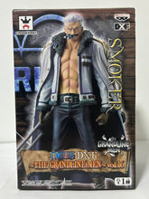 Cargar imagen en el visor de la galería, One Piece - Smoker - DXF Figure - The Grandline Men (Vol.16)

