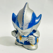 Cargar imagen en el visor de la galería, Ultraman Mebius - Ultraman Hikari / Hunter Knight Tsurugi - Finger Puppet - SD Figure
