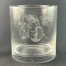 Cargar imagen en el visor de la galería, Dragon Ball - Bulma &amp; Son Goku - Glass
