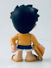 Cargar imagen en el visor de la galería, One Piece - Monkey D. Luffy - OP World 3 - Trading Mini Figure
