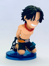 Cargar imagen en el visor de la galería, One Piece - Portgas D. Ace - OP World Collectable Figure -Marineford 2- - WCF
