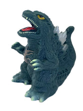 Load image into Gallery viewer, Gojira - Godzilla (2003) - Monster King Club - Trading Figure
