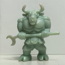Cargar imagen en el visor de la galería, Neclos Fortress - Minotaur - Eraser Figure - Keshigomu
