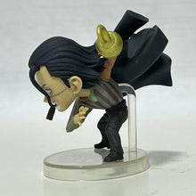 Cargar imagen en el visor de la galería, One Piece Stampede - Sir Crocodile - Trading Figure - Bandai Shokugan - Candy Toy
