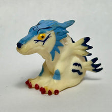 Cargar imagen en el visor de la galería, Digimon Adventure - Garurumon - Mini Figure

