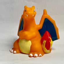 Cargar imagen en el visor de la galería, Pokémon - Lizardon / Charizard - Finger Puppet (GE)
