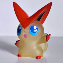 Cargar imagen en el visor de la galería, Pokémon Best Wishes! - Victini - Finger Puppet - Clear ver.
