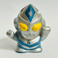 Cargar imagen en el visor de la galería, Ultraman Dyna (Miracle Type) - Finger Puppet - SD Figure
