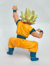 Load image into Gallery viewer, Dragon Ball Z - Son Goku SSJ - Trading Figure - HG
