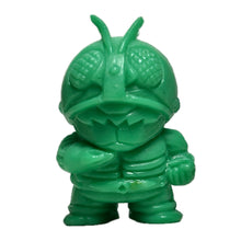 Cargar imagen en el visor de la galería, Kamen Rider 1 - Eraser Figure - Keshigomu - Green ver.
