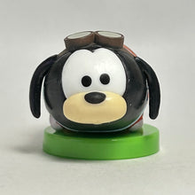 Cargar imagen en el visor de la galería, Disney Tsum Tsum - Goofy - Trading Figure - Choco Egg (09)
