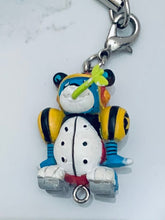 Load image into Gallery viewer, Yatterman - Yatter Kopanda - Connected Figure Strap
