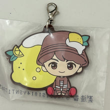 Cargar imagen en el visor de la galería, TinyTan - Jung Kook - Rubber Charm - BTS
