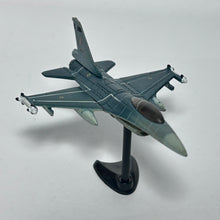 Cargar imagen en el visor de la galería, Lockheed F-16 Fighting Falcon - Trading Figure - Miniature (09)

