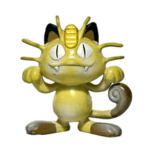 Load image into Gallery viewer, Pokémon - Meowth - Trading Figure - Monster Collection
