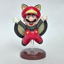 Cargar imagen en el visor de la galería, New Super Mario Bros. U - Mario - Trading Figure - Choco Egg - Musasabi ver.
