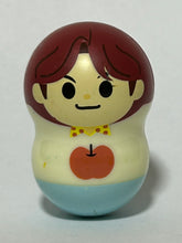 Cargar imagen en el visor de la galería, TinyTan - SUGA - Candy Toy - Coo'nuts - IDOL - BTS (10)
