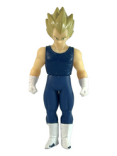 Cargar imagen en el visor de la galería, Dragon Ball Z - Vegeta SSJ - Sofubi Figure
