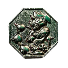 Cargar imagen en el visor de la galería, Pokémon - Landlos / Landorus - Metal Medal - Silver ver.
