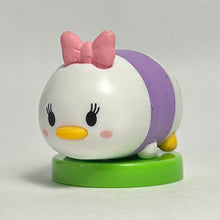 Cargar imagen en el visor de la galería, Disney Tsum Tsum - Daisy Duck - Trading Figure - Choco Egg (60)
