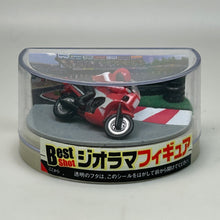 Load image into Gallery viewer, Motorcycle Cornering Kawasaki GPZ900R - Mini Diorama
