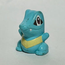 Load image into Gallery viewer, Pokémon - Totodile - Mini Figure

