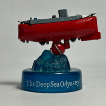 Cargar imagen en el visor de la galería, DS0-II DeepSea Exploration Vessel - Trading Figure - Miniature - Red
