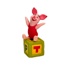 Cargar imagen en el visor de la galería, Winnie-the-Pooh - Piglet - Disney Choco Party Part 2 - Trading Figure (027)
