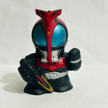 Load image into Gallery viewer, Kamen Rider Kabuto (Rider Form) - Trading Figure
