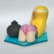 Load image into Gallery viewer, Love Hina - Sarah McDougal - Trading Figure
