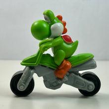 Cargar imagen en el visor de la galería, Mario Kart 8 - Yoshi - Toy - Happy Set
