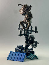 Cargar imagen en el visor de la galería, Ultra Q - Kanegon - Trading Figure - &quot;The loneliness of the money-eating monster&quot;
