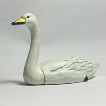 Cargar imagen en el visor de la galería, Whooper swan - Trading Figure - Miniature - 055C
