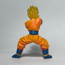 Cargar imagen en el visor de la galería, Dragon Ball Z - Son Goku SSJ - Trading Figure - SHF6

